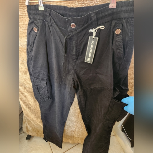 Womens's Four Steeds Black Cargo Pants SKU B03 - Picture 4 of 16